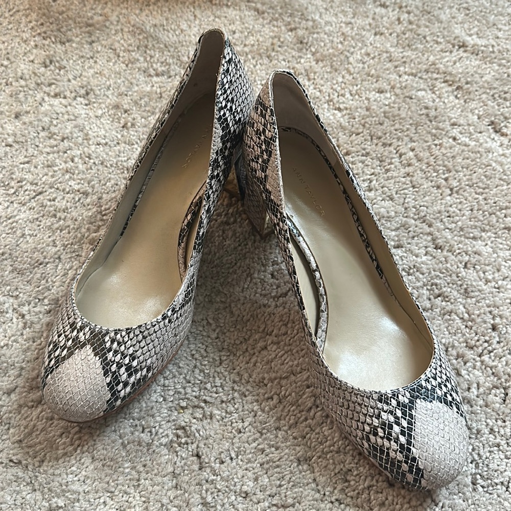 Ann Taylor ‘snake skin’ block heels